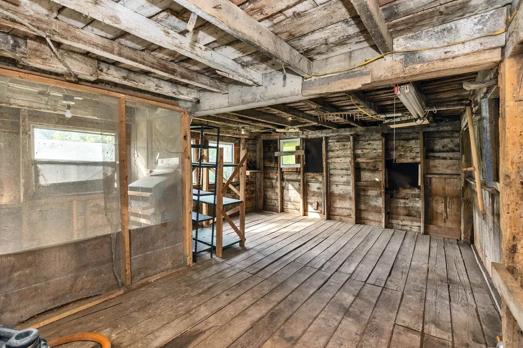 59 Hooksett Road Auburn NH 03032