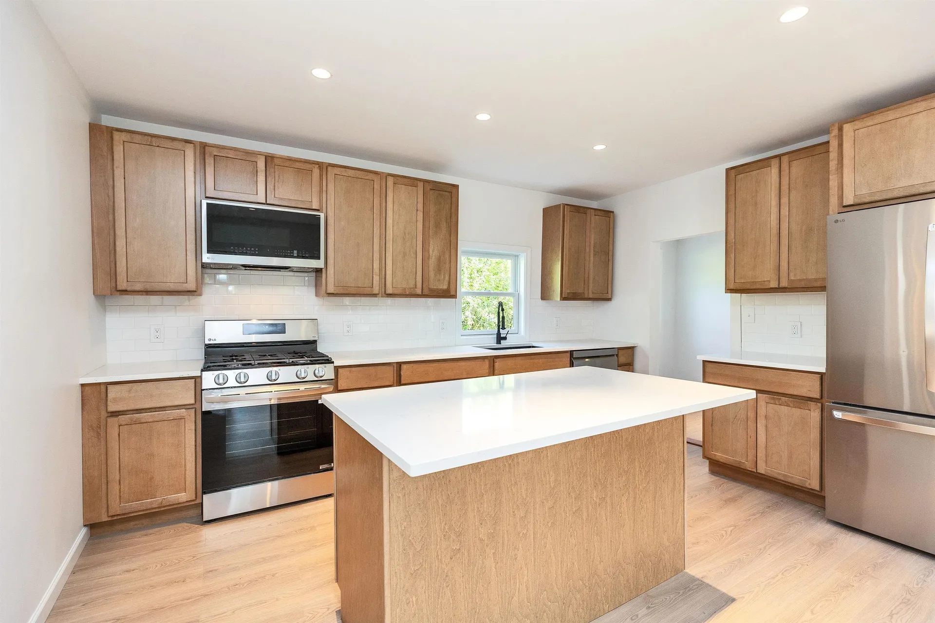 59 Hooksett Road Auburn NH 03032