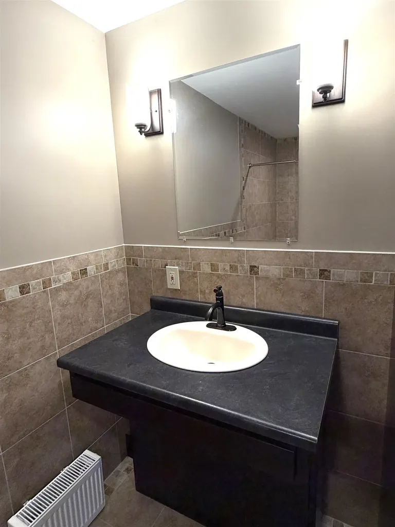 785 Brattleboro Road Hinsdale NH 03451