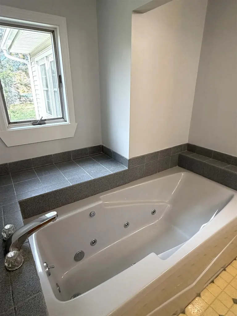 785 Brattleboro Road Hinsdale NH 03451