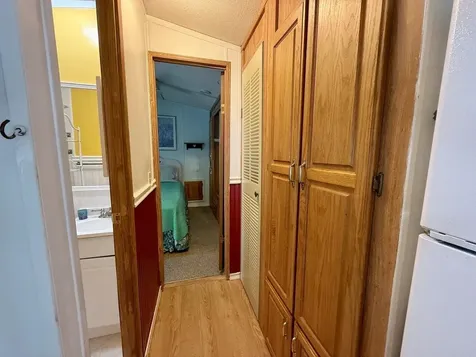 23 Whites Lane Grand Isle VT 05458