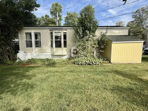 23 Whites Lane Grand Isle VT 05458