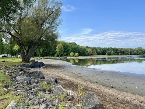 23 Whites Lane Grand Isle VT 05458