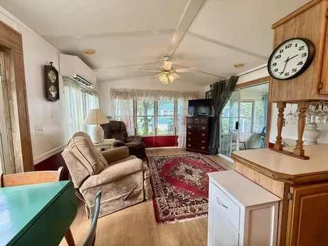 23 Whites Lane Grand Isle VT 05458