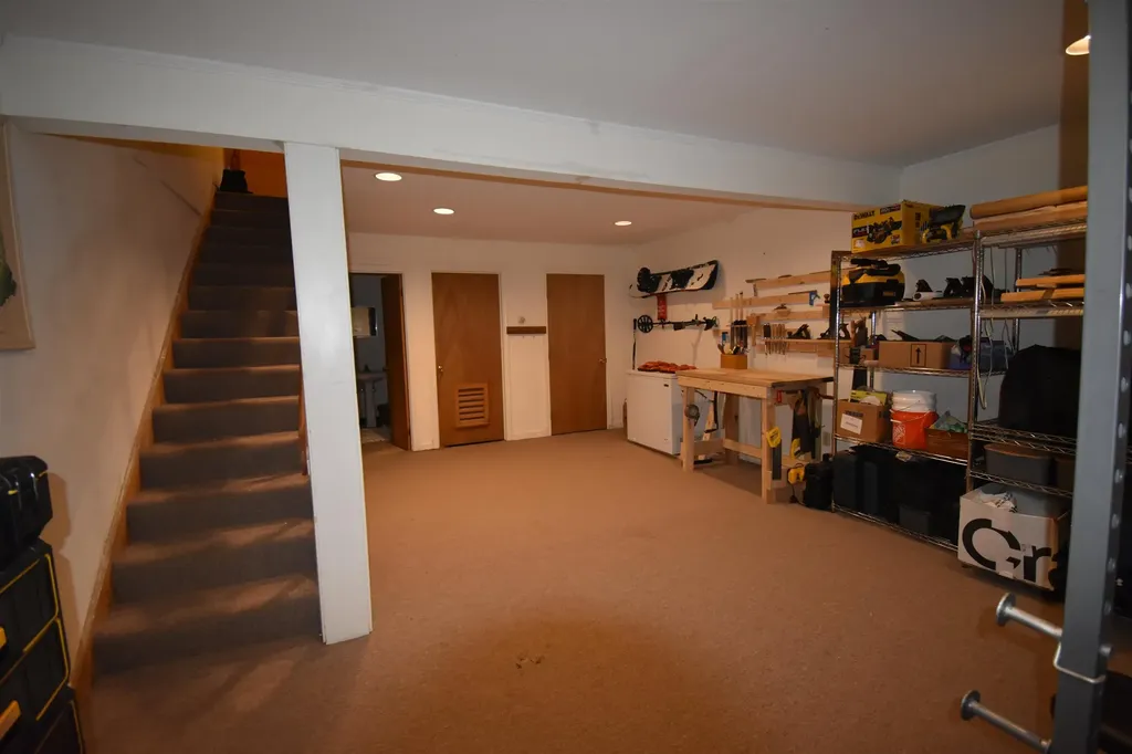 42 Potter Lane Enfield NH 03748