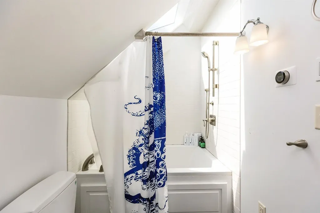 54 High Street Peterborough NH 03458