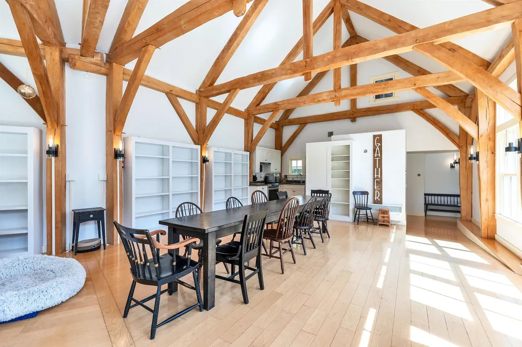 54 High Street Peterborough NH 03458