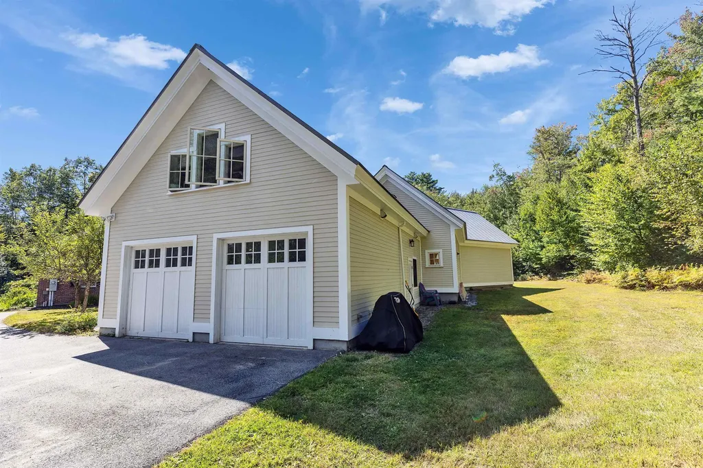 54 High Street Peterborough NH 03458