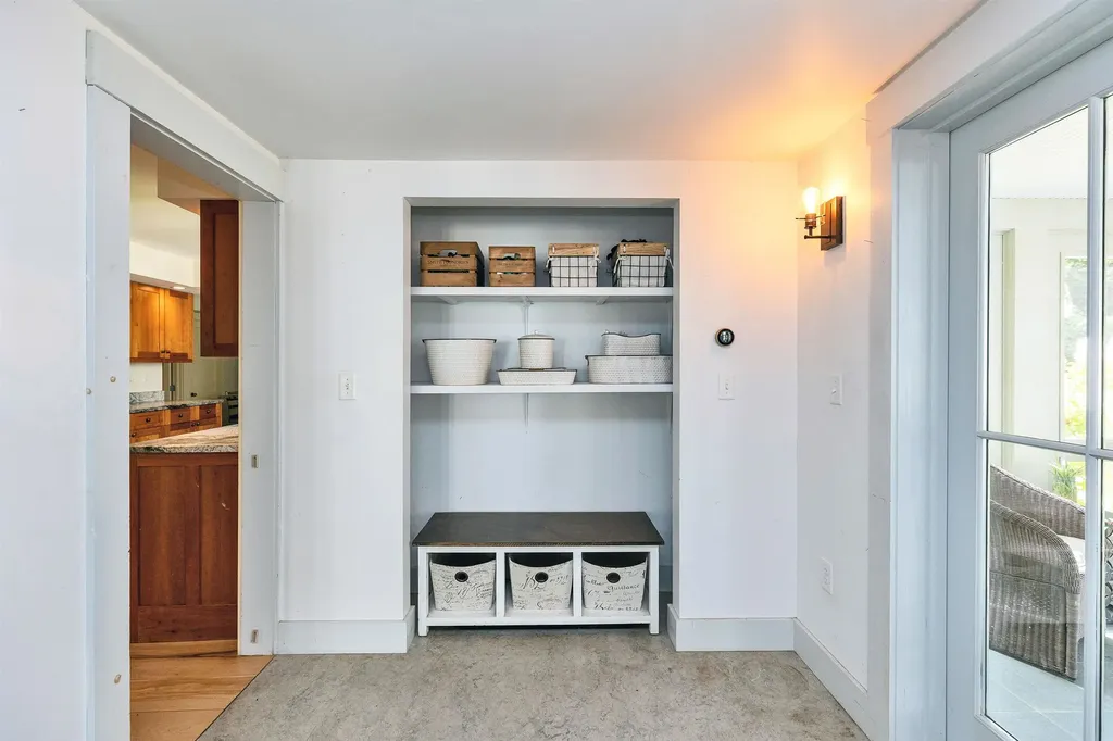 54 High Street Peterborough NH 03458