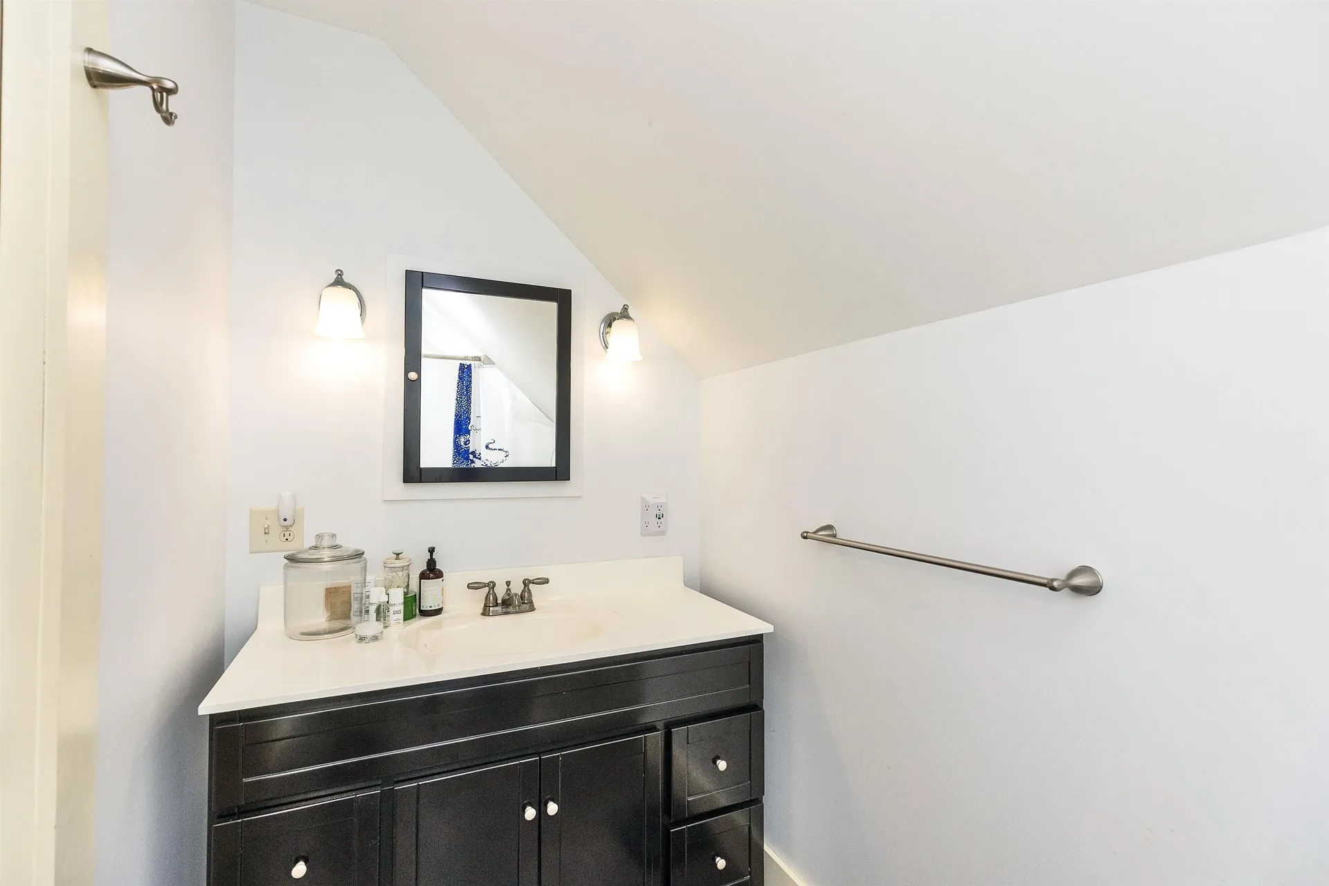 54 High Street Peterborough NH 03458