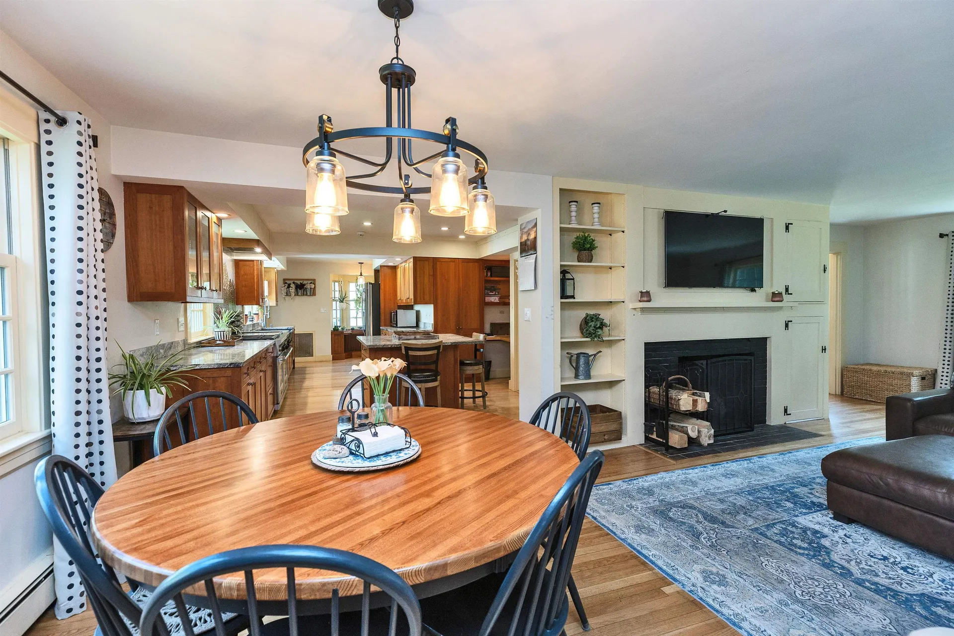 54 High Street Peterborough NH 03458