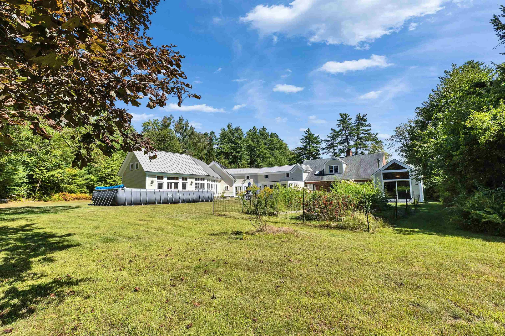 54 High Street Peterborough NH 03458