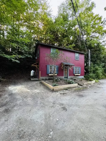 69 N. River Street Morristown VT 05661