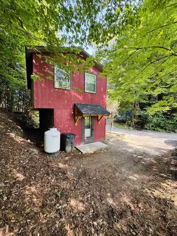 69 N. River Street Morristown VT 05661