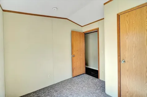 21 Avenue C Burlington VT 05408