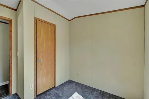 21 Avenue C Burlington VT 05408