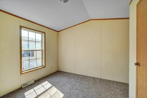 21 Avenue C Burlington VT 05408