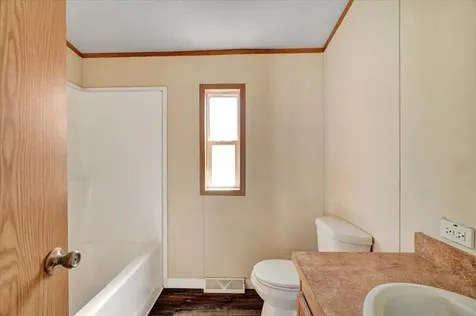 21 Avenue C Burlington VT 05408