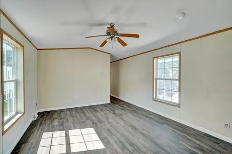 21 Avenue C Burlington VT 05408