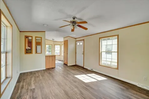 21 Avenue C Burlington VT 05408