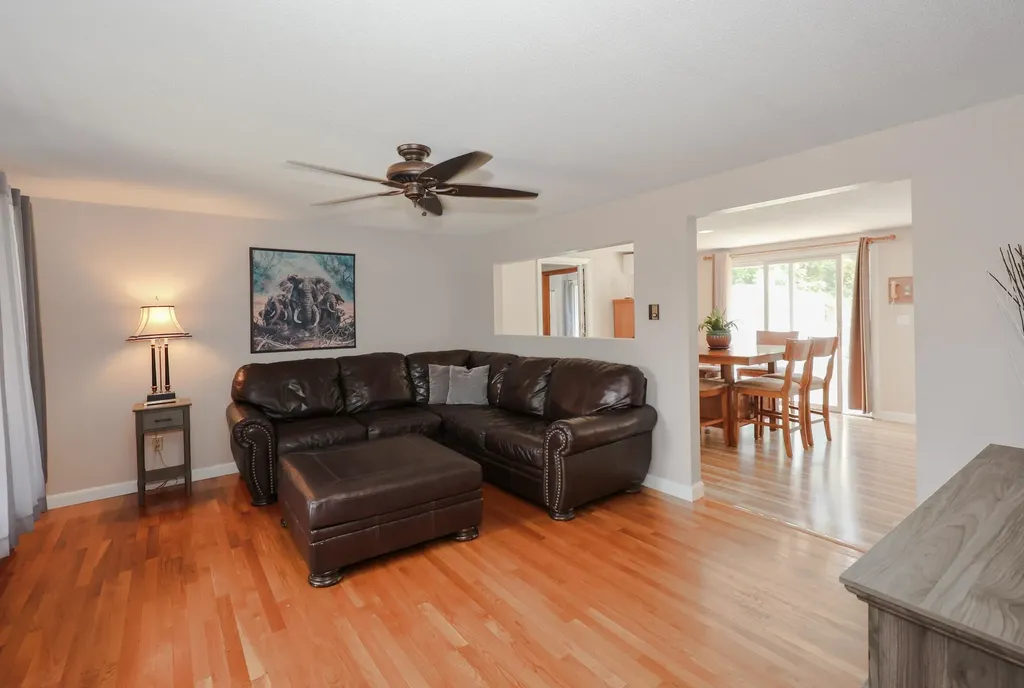 50 Dutton Road Pelham NH 03076