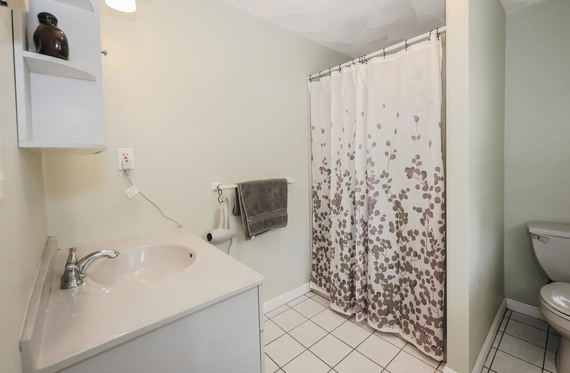 50 Dutton Road Pelham NH 03076