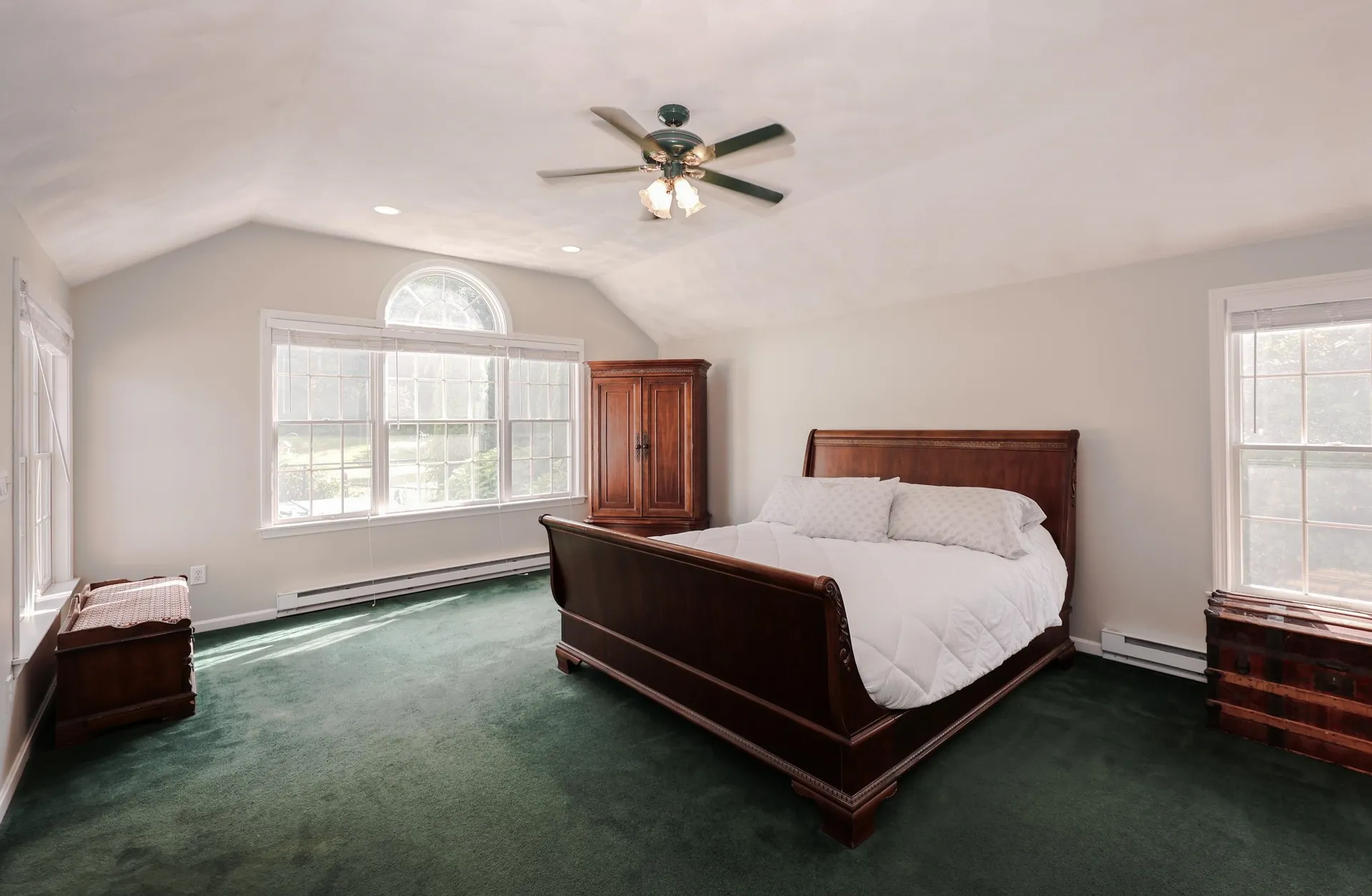 50 Dutton Road Pelham NH 03076