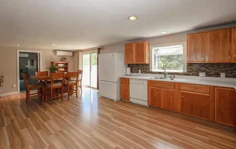 50 Dutton Road Pelham NH 03076