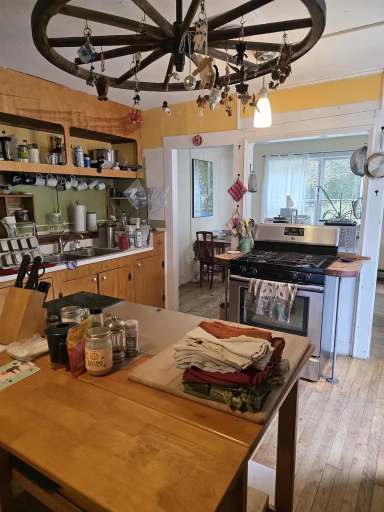 158 Macintosh Hill Road Bethel VT 05032