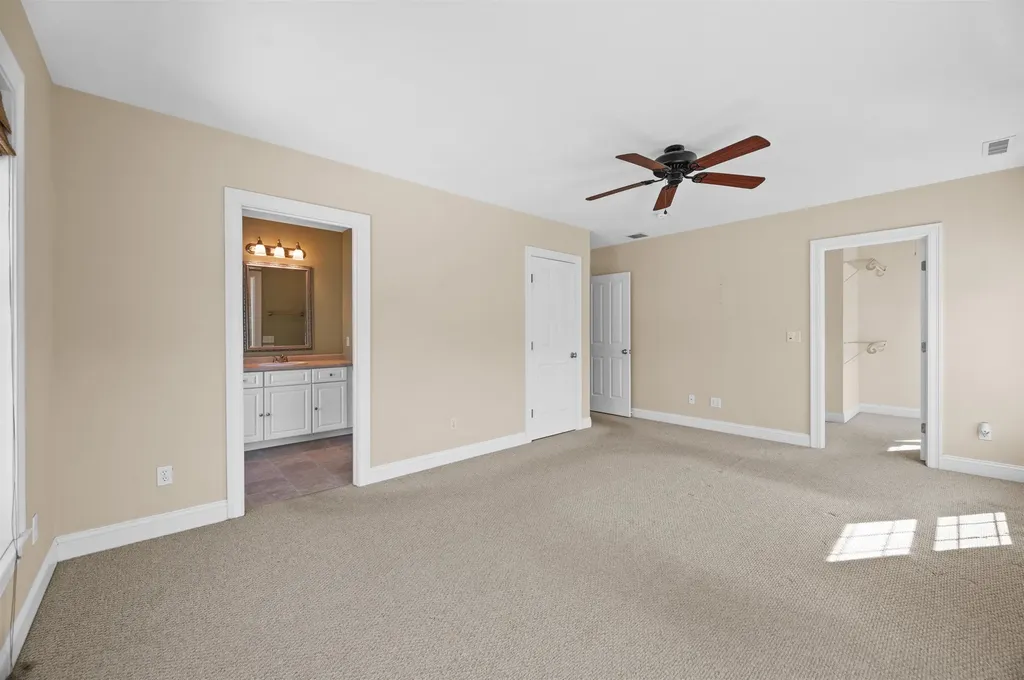 35 Gatchell Way Epping NH 03042