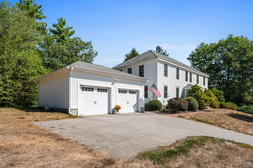 35 Gatchell Way Epping NH 03042