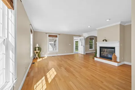 35 Gatchell Way Epping NH 03042