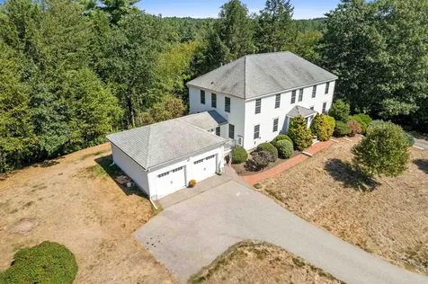 35 Gatchell Way Epping NH 03042