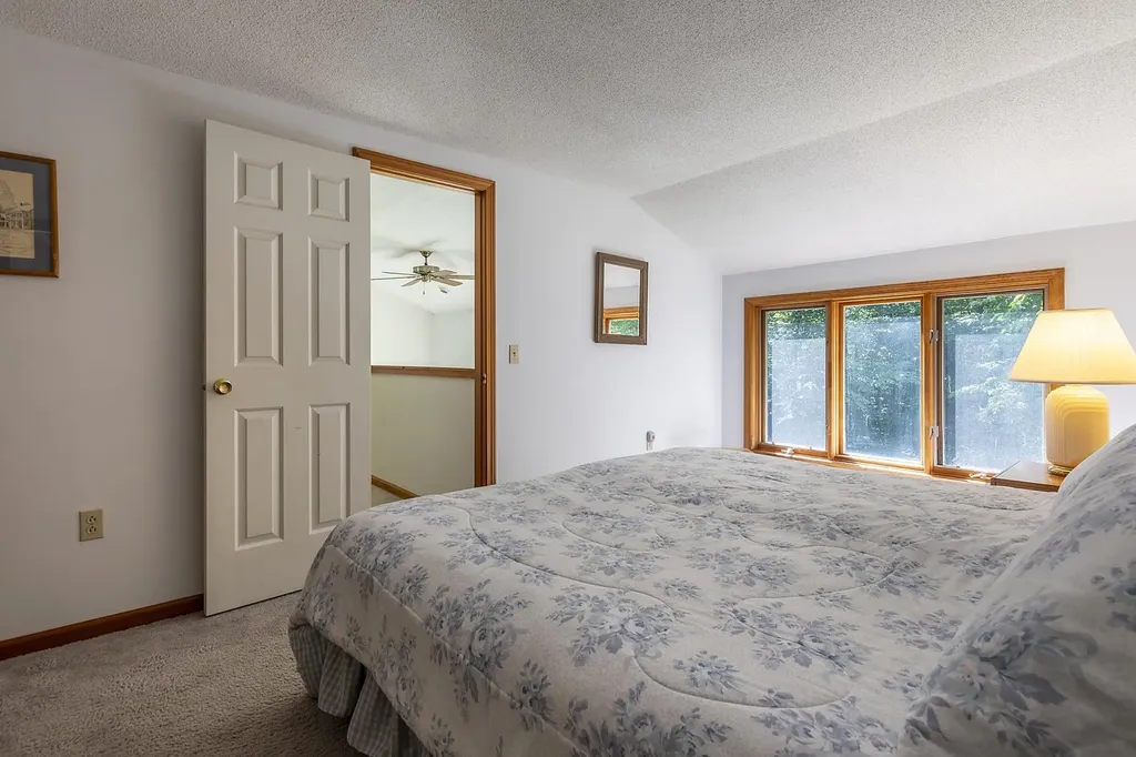 132 Pratt Bridge Road Jamaica VT 05343