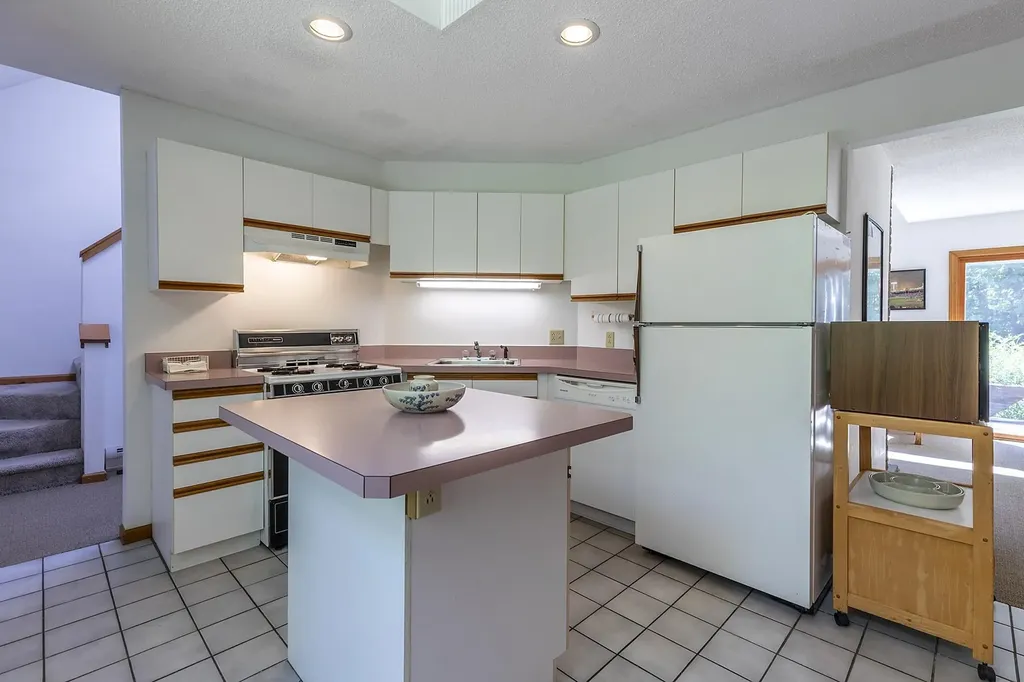 132 Pratt Bridge Road Jamaica VT 05343