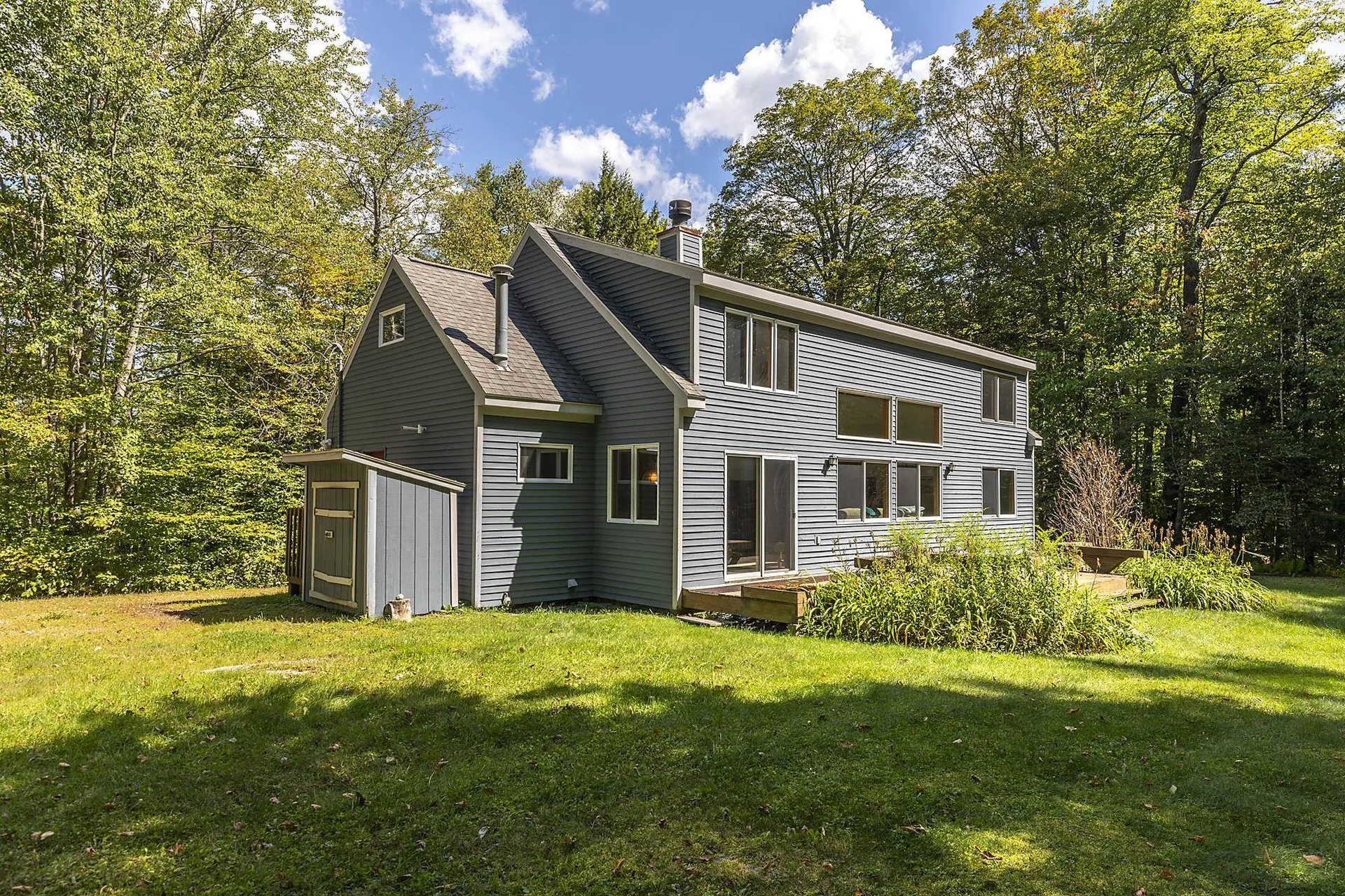 132 Pratt Bridge Road Jamaica VT 05343