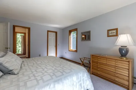 132 Pratt Bridge Road Jamaica VT 05343