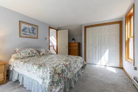 132 Pratt Bridge Road Jamaica VT 05343