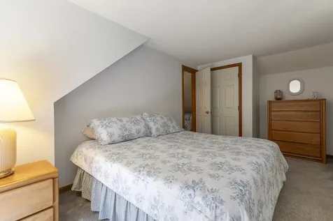 132 Pratt Bridge Road Jamaica VT 05343