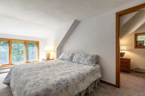 132 Pratt Bridge Road Jamaica VT 05343