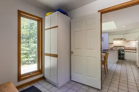 132 Pratt Bridge Road Jamaica VT 05343