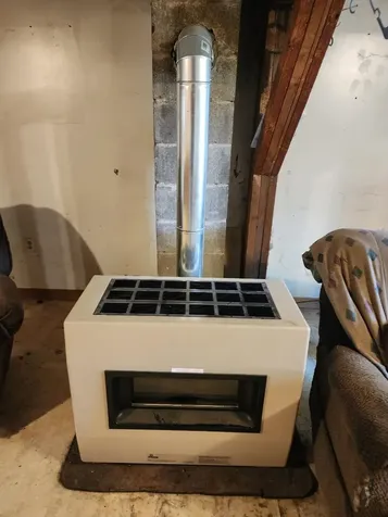 24 Pine Road Stratford NH 03590