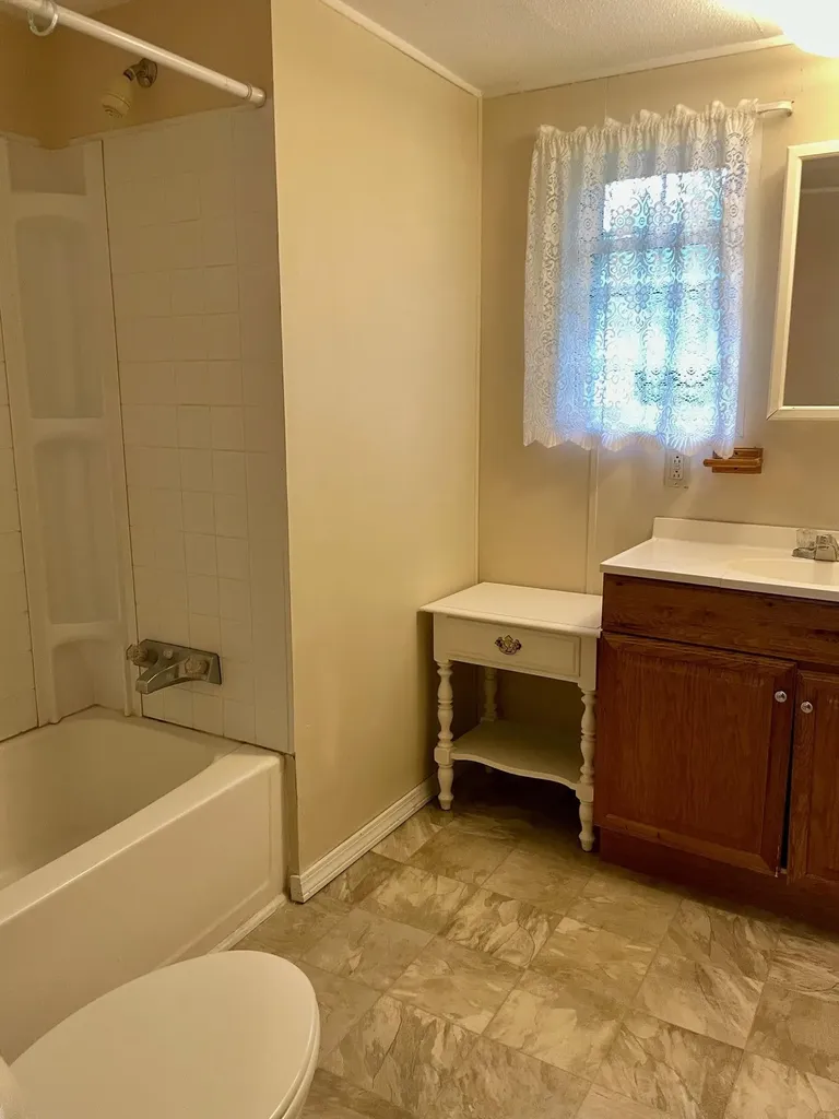 31 Huntington Street St. Albans City VT 05478