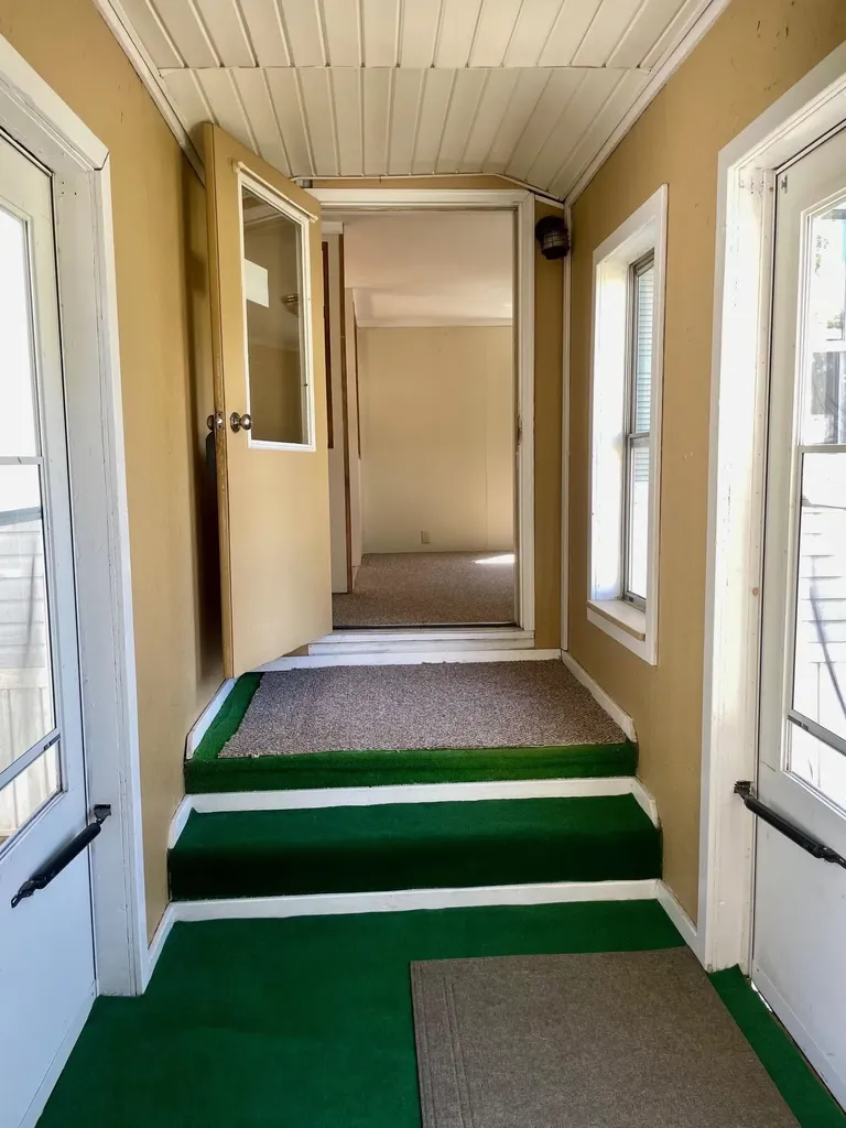 31 Huntington Street St. Albans City VT 05478