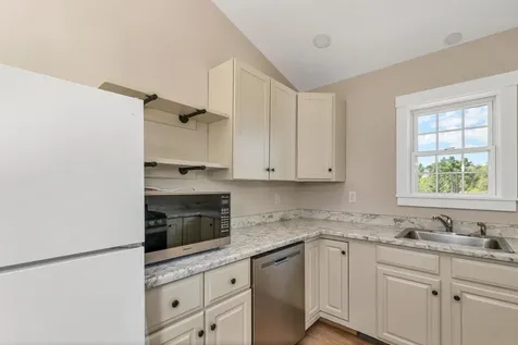 88 Stevens Road Effingham NH 03882