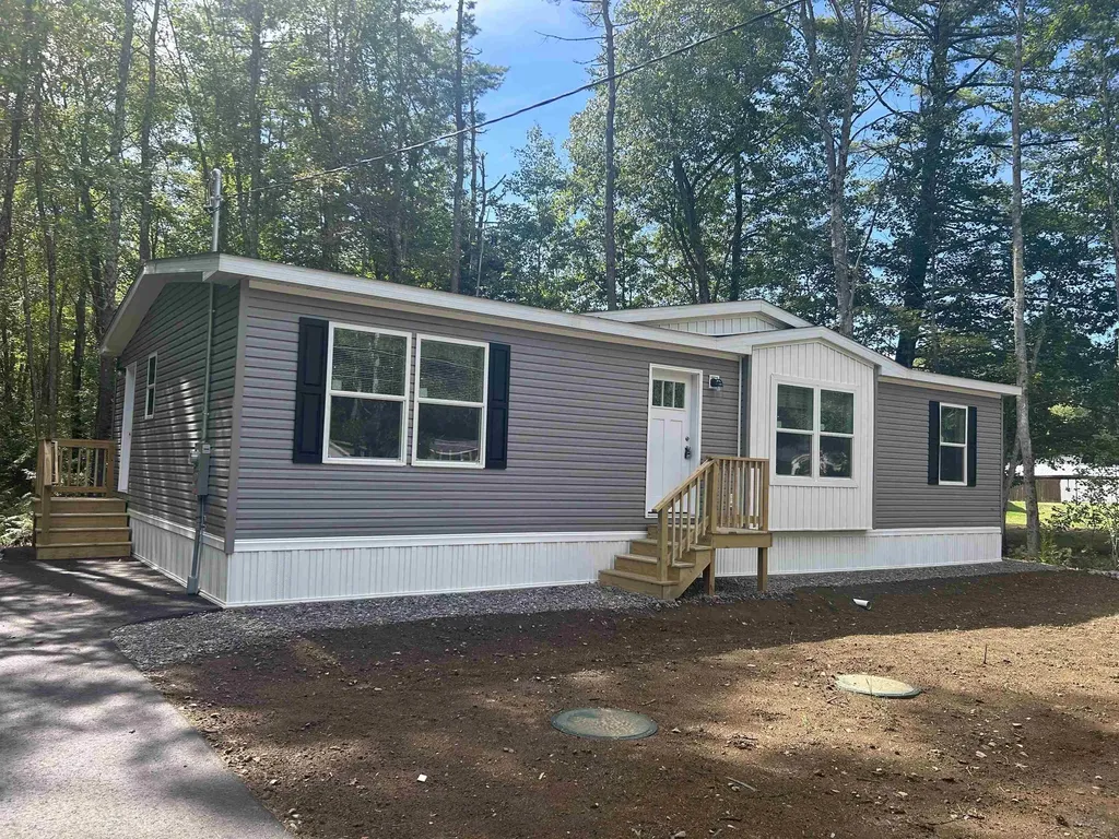 137 Salmon Falls Road Rochester NH 03868