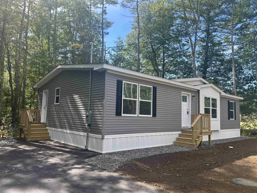 137 Salmon Falls Road Rochester NH 03868