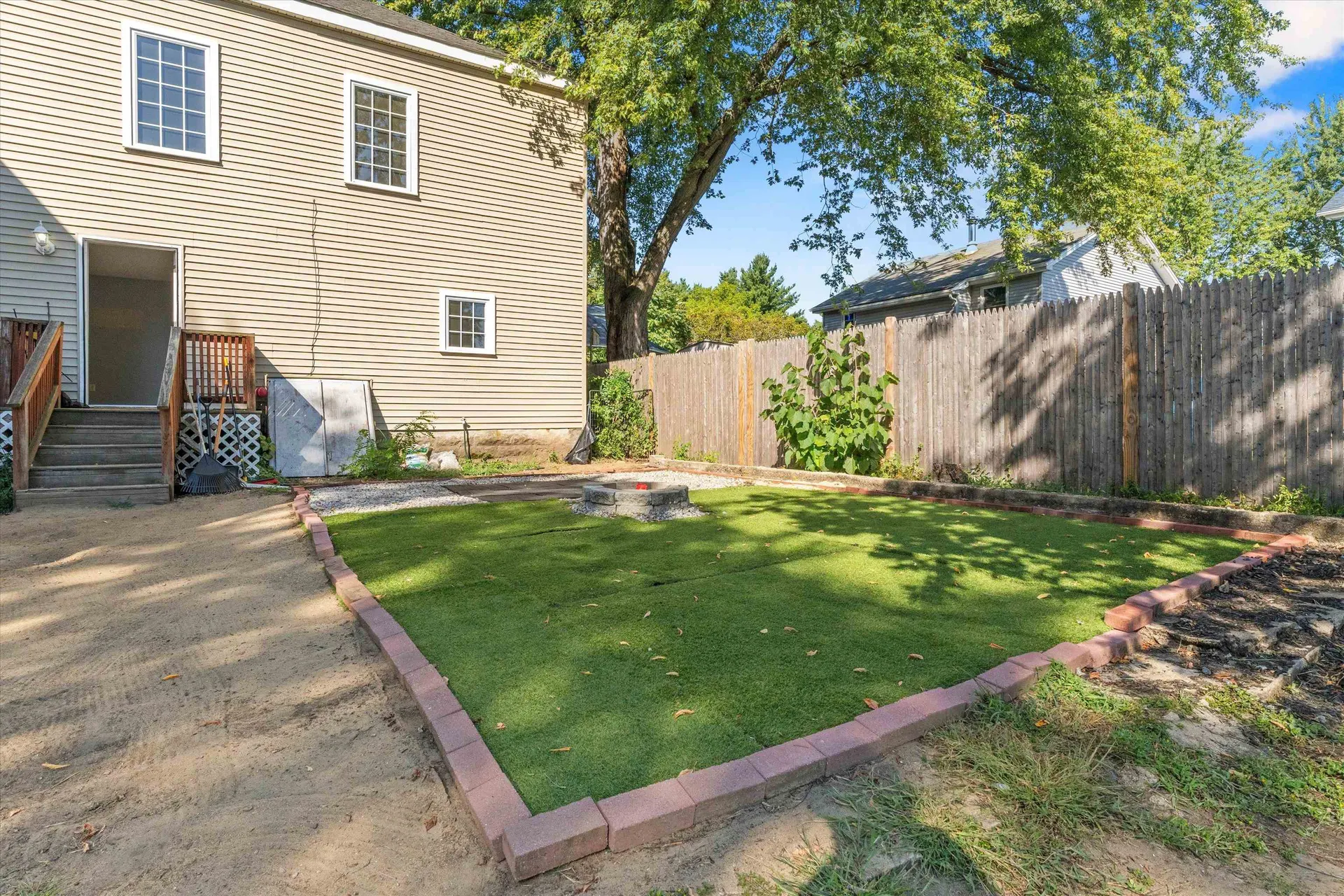 33 W. Elmhurst Avenue Manchester NH 03103