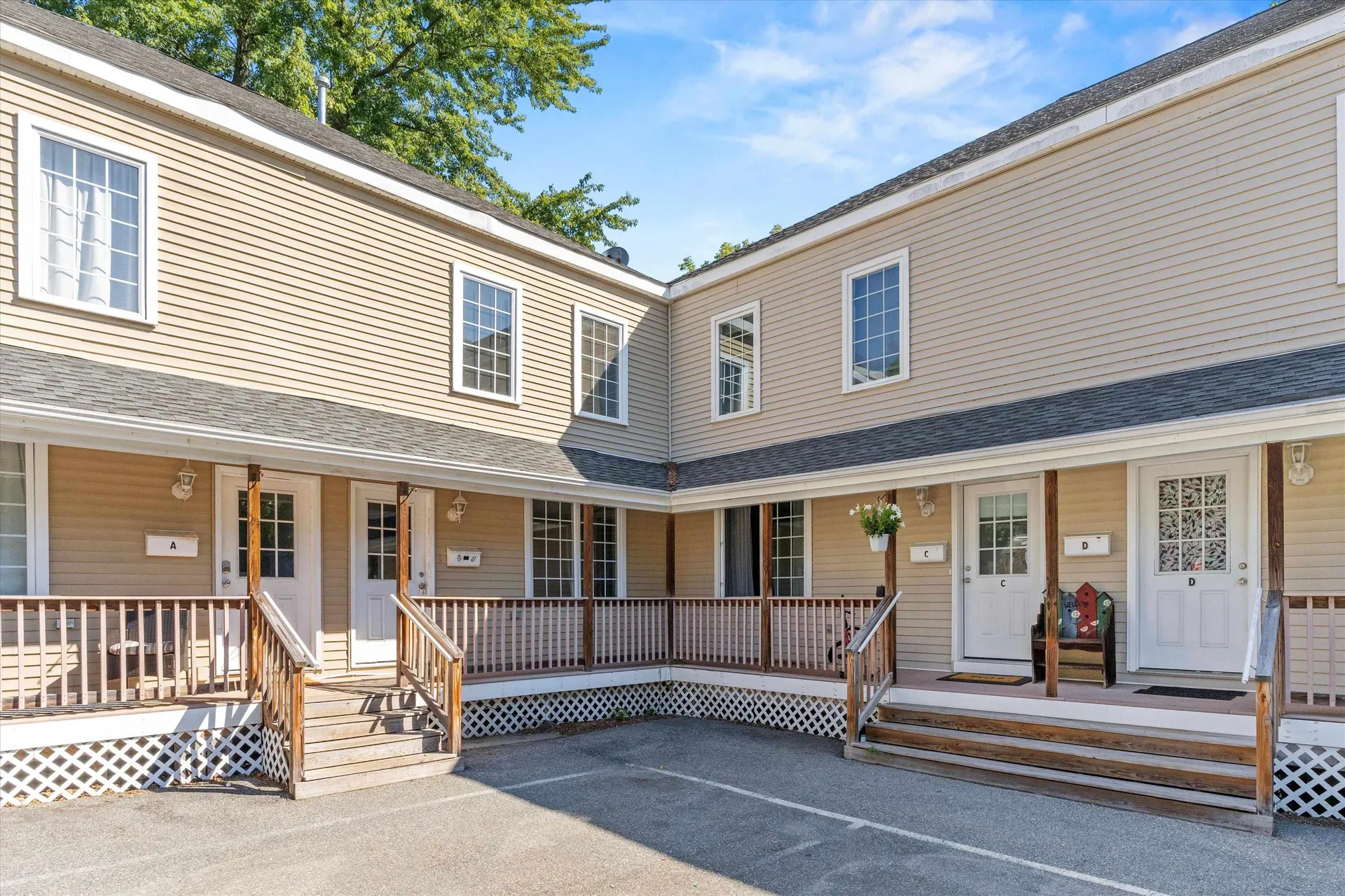 33 W. Elmhurst Avenue Manchester NH 03103