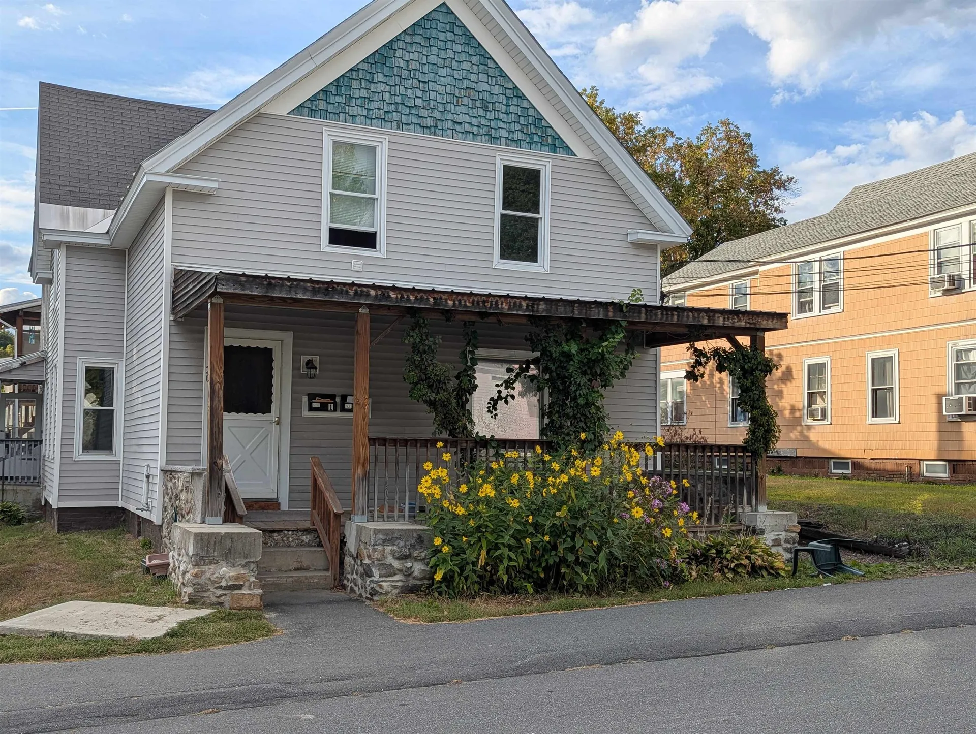 20 Chellis Street Claremont NH 03743